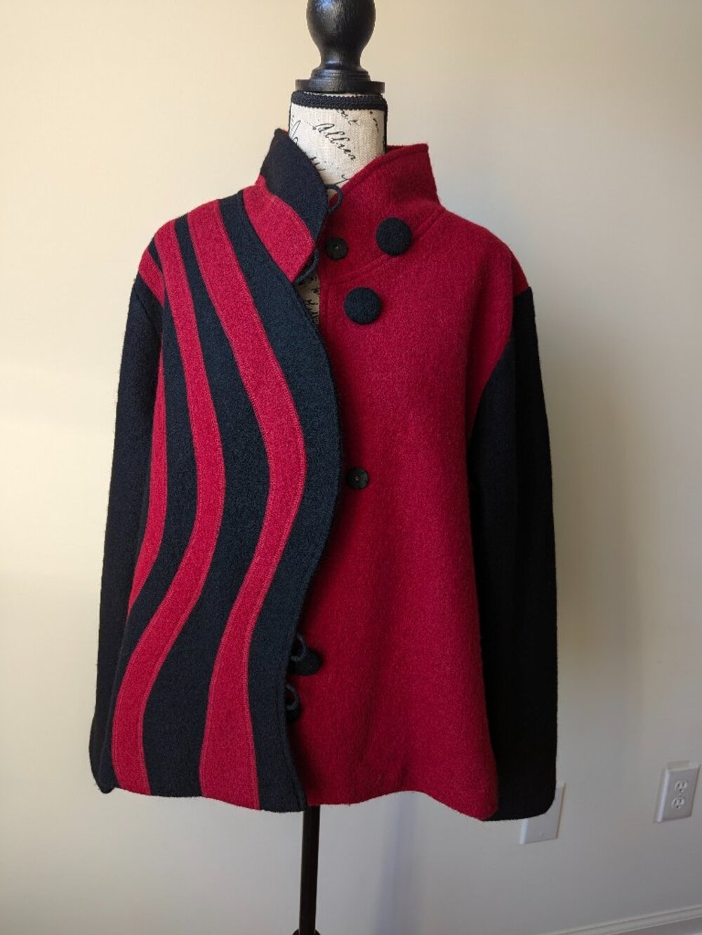 Vintage NorthStyle 100% Wool Red Black Colorblock Jacket Womens L